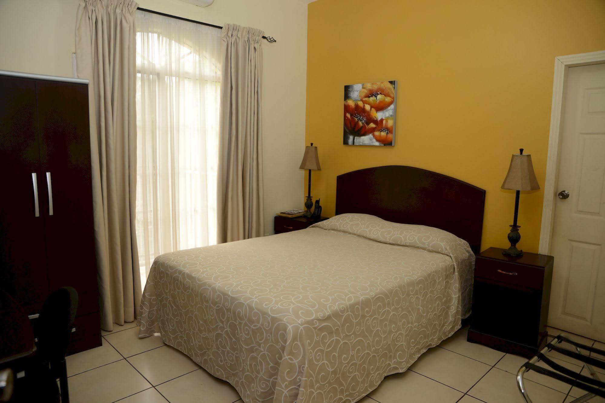 Hotel San Juan San Pedro Sula Ngoại thất bức ảnh
